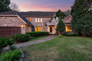 7890 Guild Court, Apple Valley, MN 55124