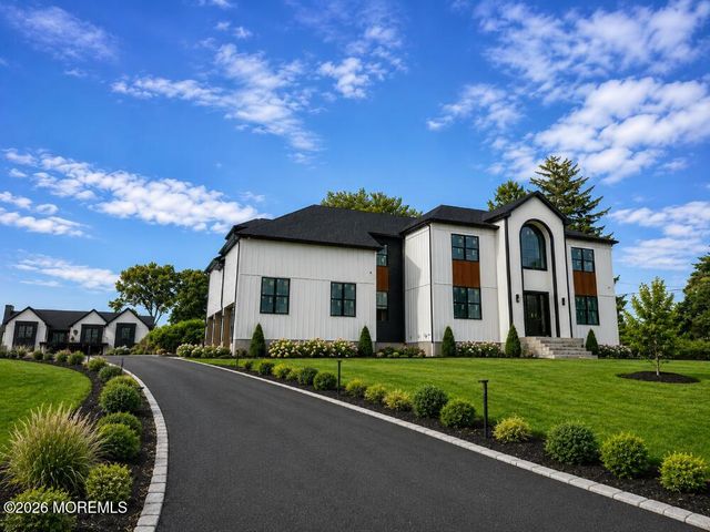 23 Orchard Parkway, Morganville, NJ 07751