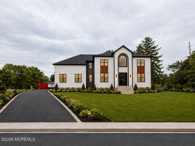 23 Orchard Parkway, Morganville, NJ 07751
