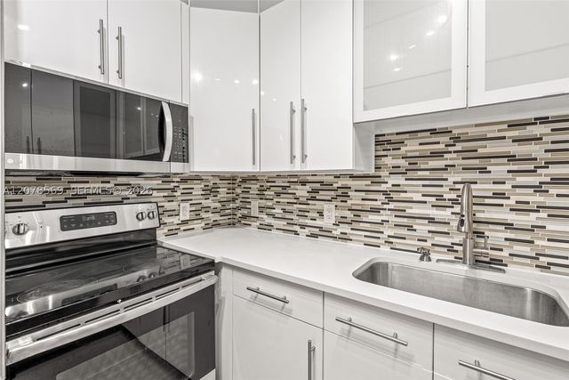 7441 Wayne Ave 1R, Miami Beach, FL 33141