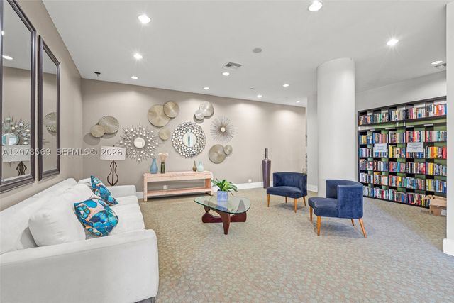 7441 Wayne Ave 1R, Miami Beach, FL 33141