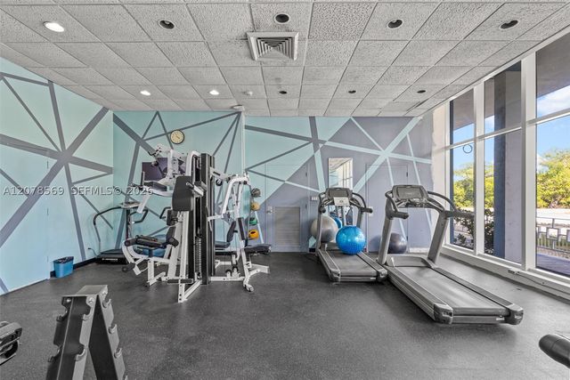 7441 Wayne Ave 1R, Miami Beach, FL 33141