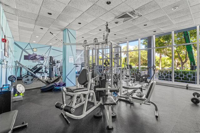 7441 Wayne Ave 1R, Miami Beach, FL 33141