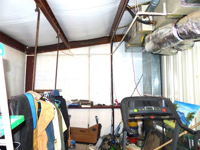 101 S Loop, Brady, TX 76825