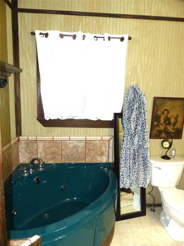 101 S Loop, Brady, TX 76825