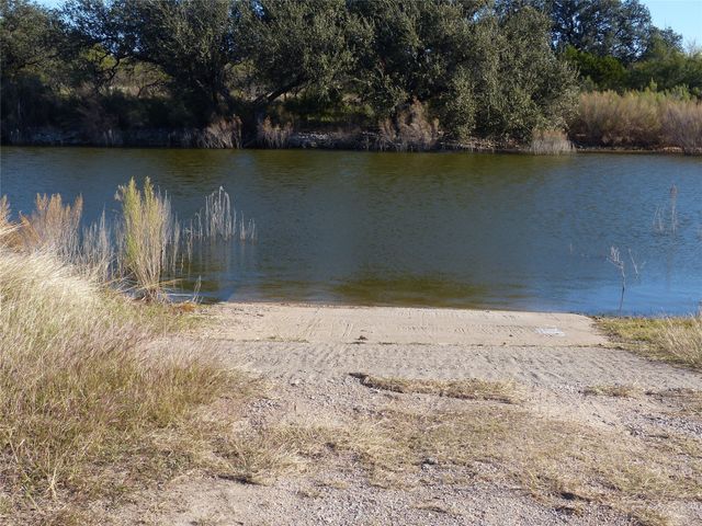 101 S Loop, Brady, TX 76825