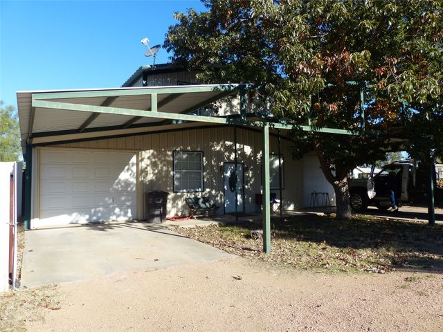 101 S Loop, Brady, TX 76825