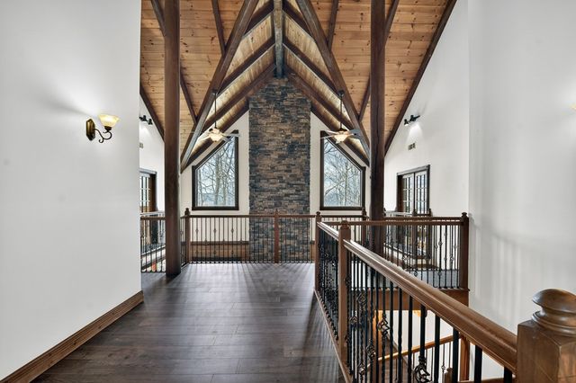 260 Bailey Farm Drive, Mineral Bluff, GA 30559