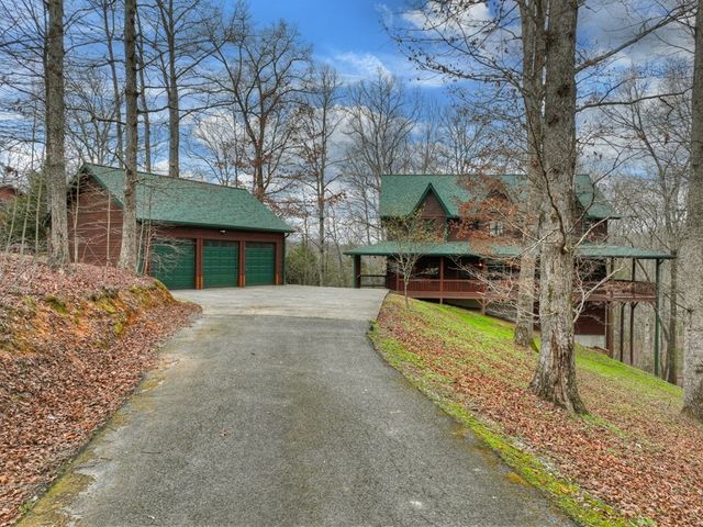 260 Bailey Farm Drive, Mineral Bluff, GA 30559