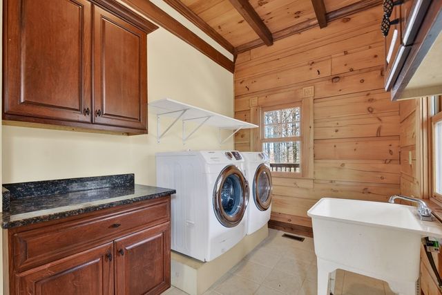 260 Bailey Farm Drive, Mineral Bluff, GA 30559