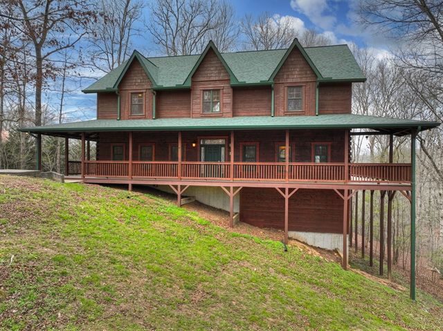 260 Bailey Farm Drive, Mineral Bluff, GA 30559