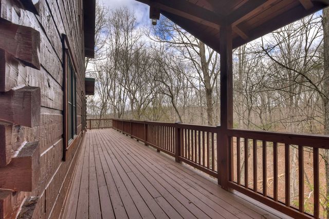 260 Bailey Farm Drive, Mineral Bluff, GA 30559