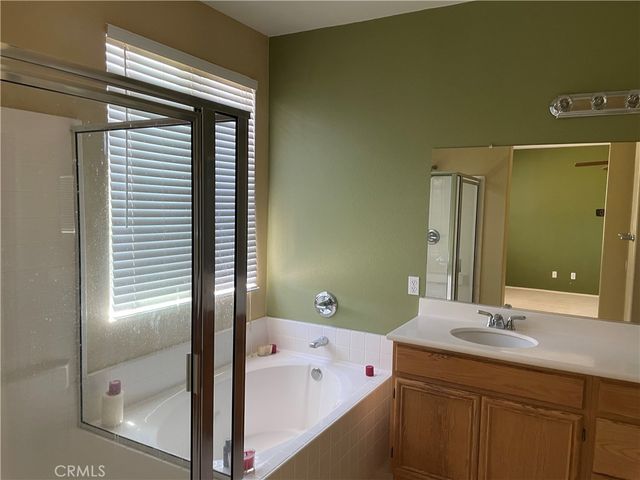 34363 Sherwood, Yucaipa, CA 92399