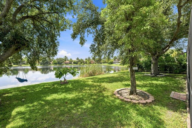 5021 PEBBLEBROOK Terrace, Coconut Creek, FL 33073