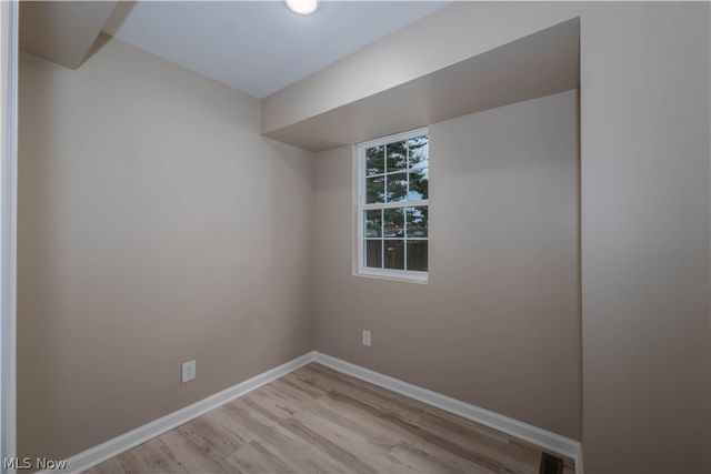 223 High Street SE, Canal Fulton, OH 44614