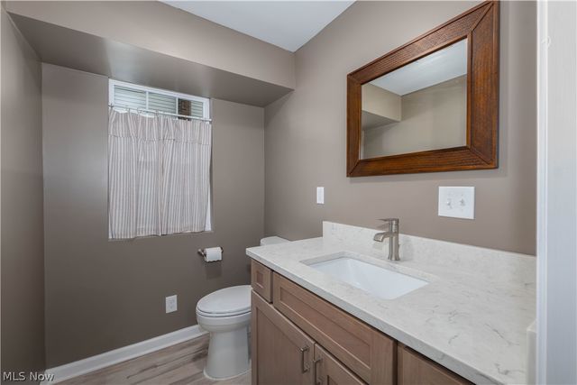 223 High Street SE, Canal Fulton, OH 44614