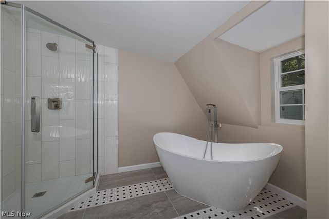 223 High Street SE, Canal Fulton, OH 44614