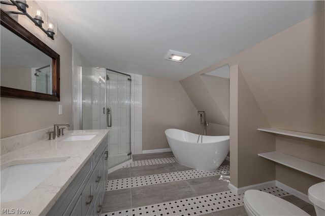 223 High Street SE, Canal Fulton, OH 44614