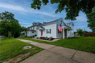 223 High Street SE, Canal Fulton, OH 44614