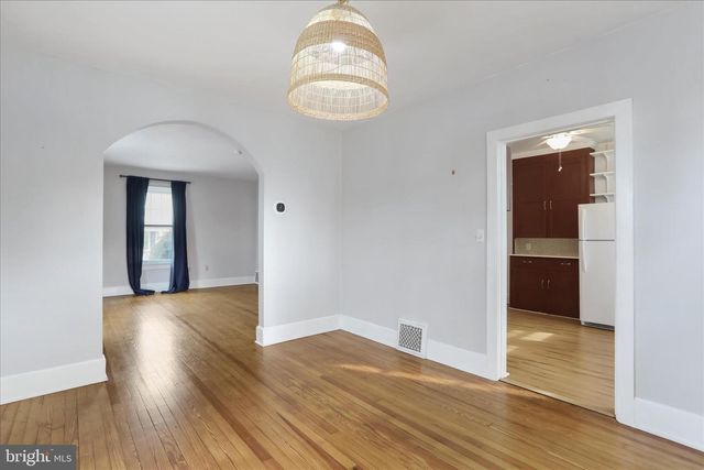 240 COLLEGE AVENUE, Chambersburg, PA 17201