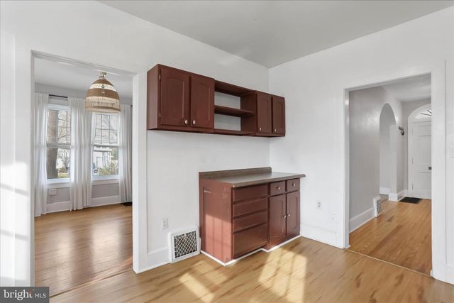 240 COLLEGE AVENUE, Chambersburg, PA 17201