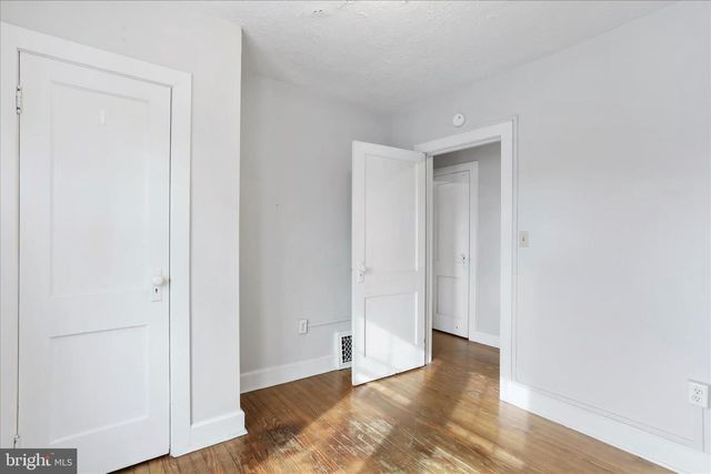 240 COLLEGE AVENUE, Chambersburg, PA 17201