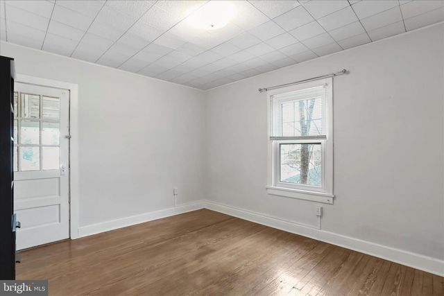 240 COLLEGE AVENUE, Chambersburg, PA 17201