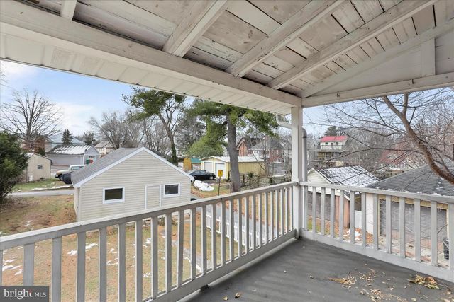 240 COLLEGE AVENUE, Chambersburg, PA 17201