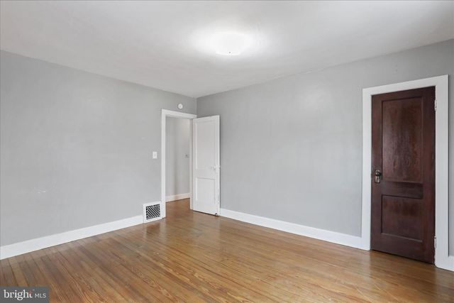 240 COLLEGE AVENUE, Chambersburg, PA 17201