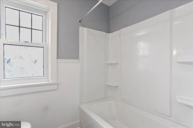 240 COLLEGE AVENUE, Chambersburg, PA 17201