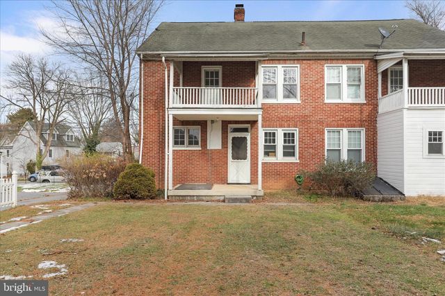 240 COLLEGE AVENUE, Chambersburg, PA 17201