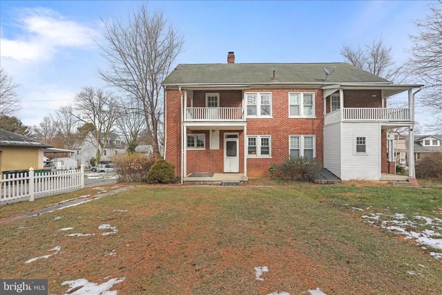 240 COLLEGE AVENUE, Chambersburg, PA 17201