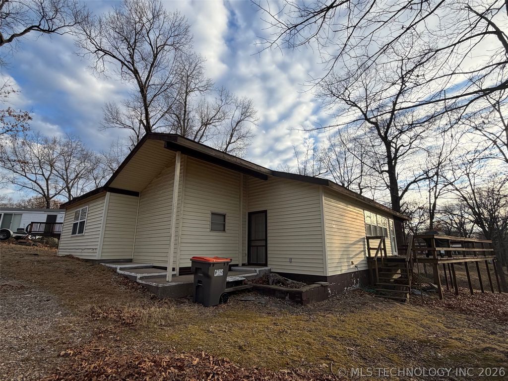 2229 Hart Cove Drive, Grove, OK 74344