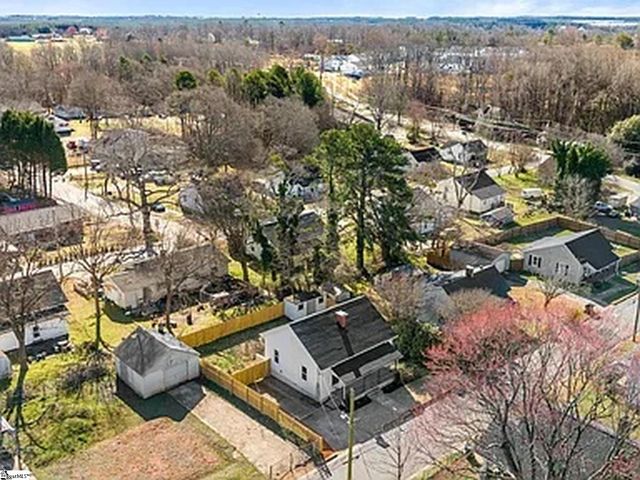 6 10th Street, Greer, SC 29651