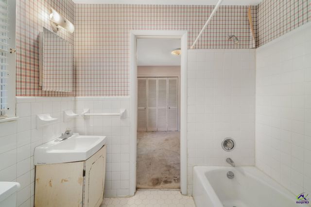4610 Stratford Oaks Drive, Macon, GA 31210