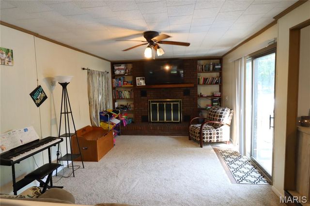 1213 Killarney Drive, Greenville, IL 62246