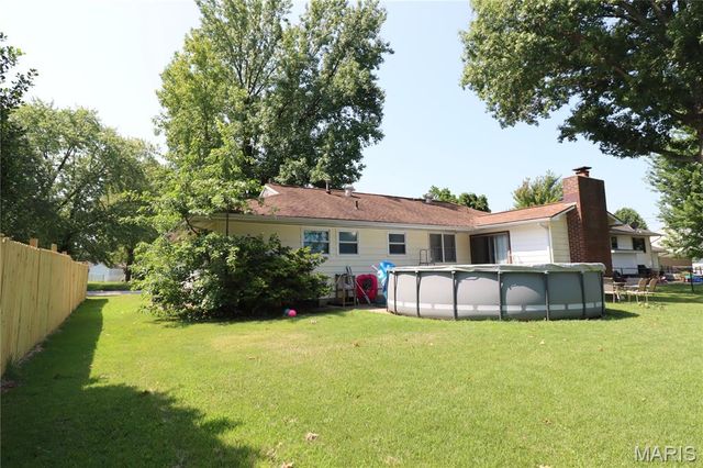 1213 Killarney Drive, Greenville, IL 62246