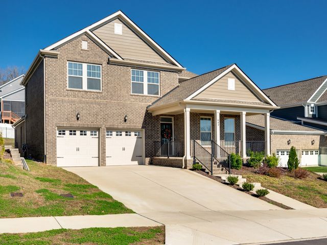 643 Snap Dragon Ln, Hendersonville, TN 37075