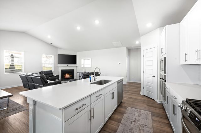 643 Snap Dragon Ln, Hendersonville, TN 37075