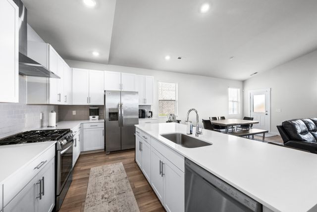 643 Snap Dragon Ln, Hendersonville, TN 37075