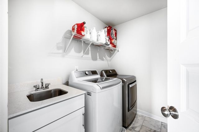 643 Snap Dragon Ln, Hendersonville, TN 37075