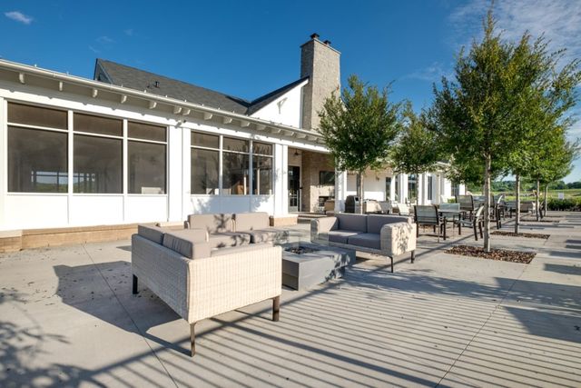 643 Snap Dragon Ln, Hendersonville, TN 37075