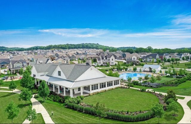 643 Snap Dragon Ln, Hendersonville, TN 37075