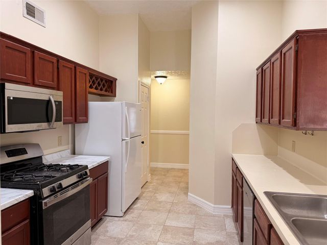 16322 Ginger Run Way, Sugar Land, TX 77498