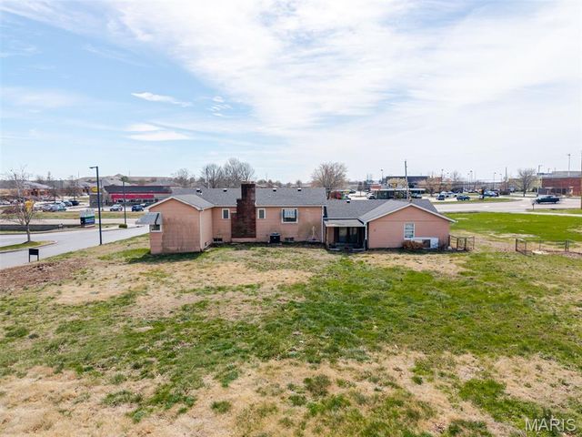 716 W Highway 50, O'fallon, IL 62269