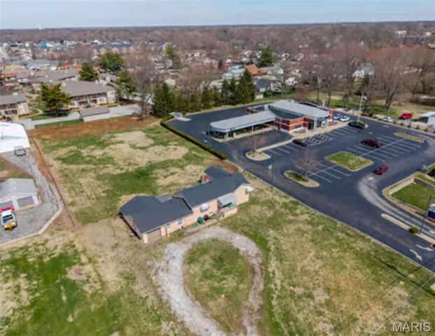716 W Highway 50, O'fallon, IL 62269