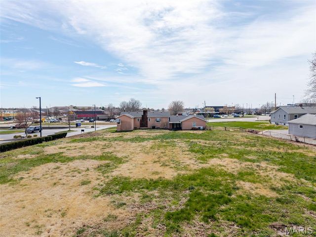716 W Highway 50, O'fallon, IL 62269