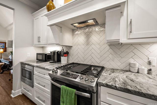 25 Piper Lane, Little Rock, AR 72223