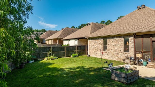 25 Piper Lane, Little Rock, AR 72223