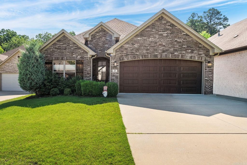 25 Piper Lane, Little Rock, AR 72223